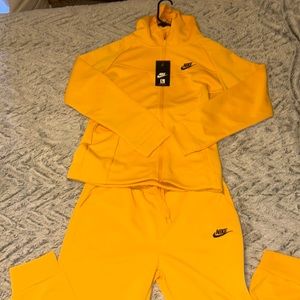 NIKE TEC RUNNING SUIT JACKET/PANTS COMBO